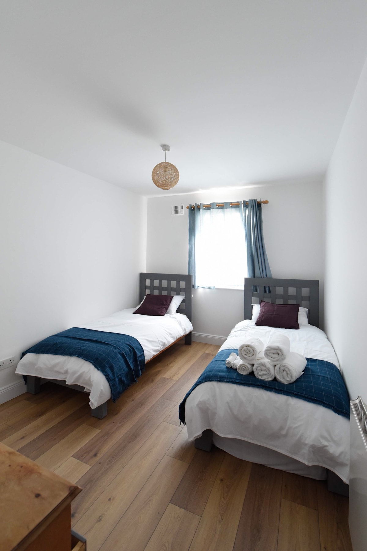 غرفة النوم 2