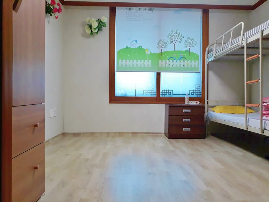 Quadruple Female Dorm Room -main