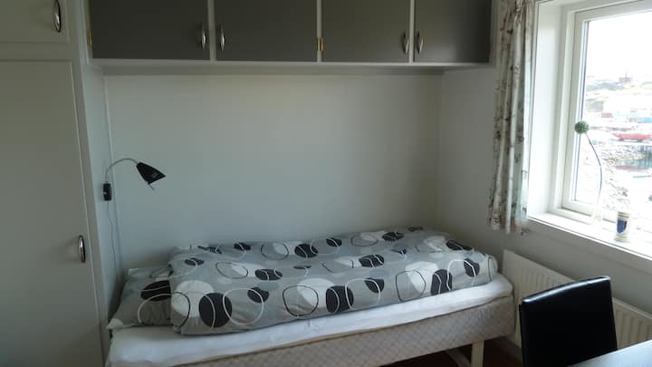 غرفة النوم 1