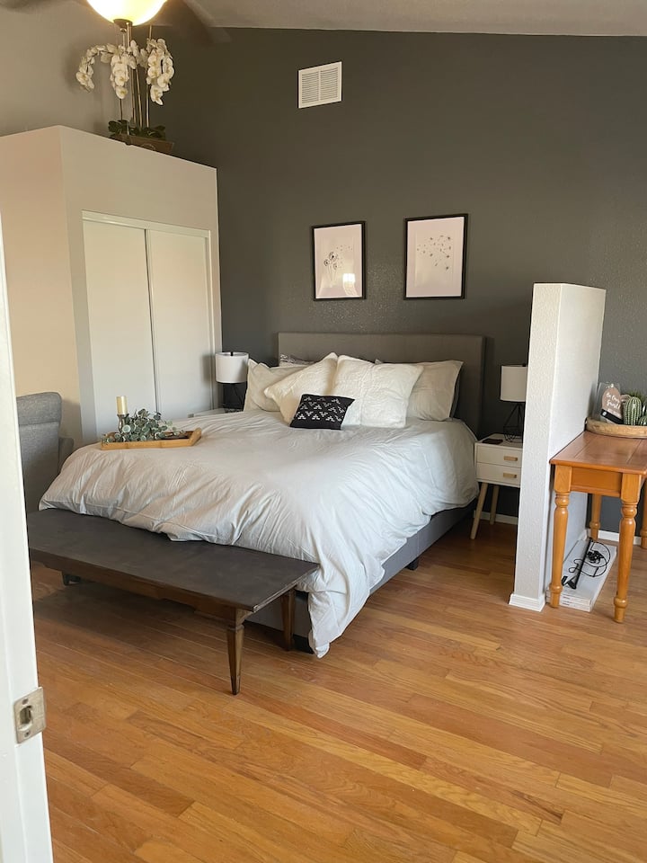 Private Casita Super Cute&cozy 10 Min From Airport - Phoenix, AZ