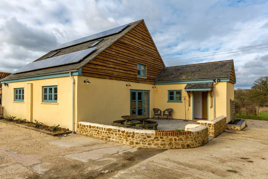 Converted barn in Somerset countryside Barns for Rent in Whitney