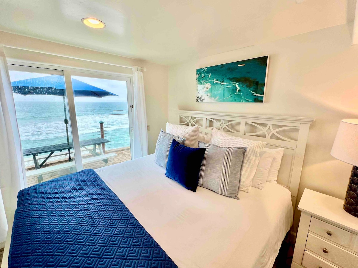 Downstairs bedroom queen bedroom 4