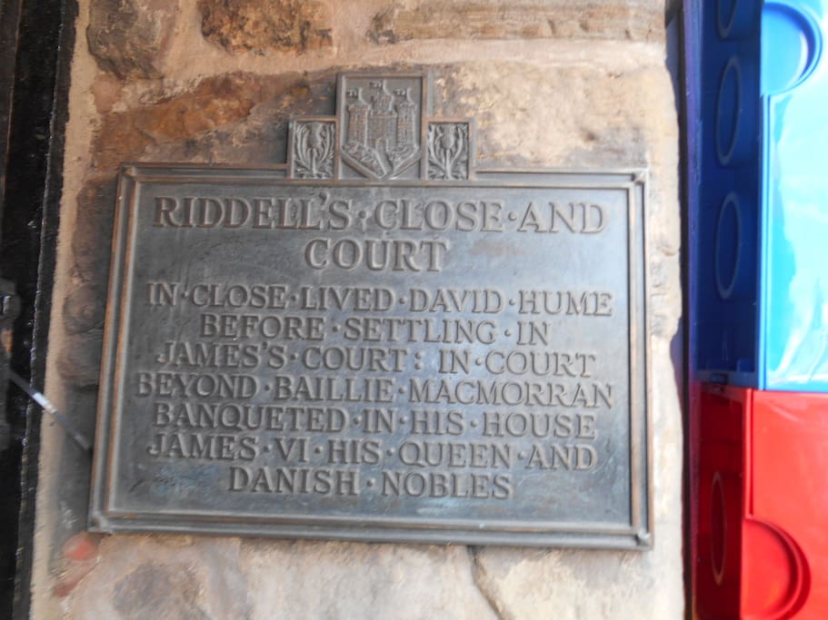 The entrance to the historic Riddle's Court.