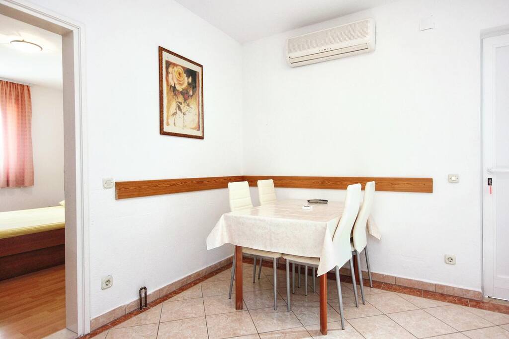 Dining room, Surface: 7 m²
