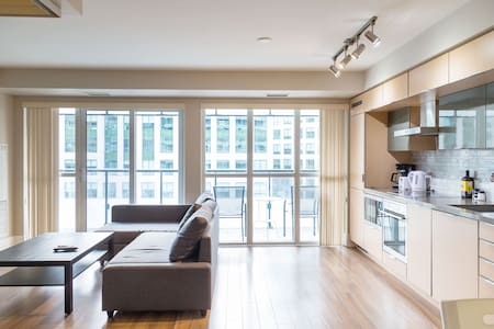 Newly Furnished Condo w/Balcony across CN Tower