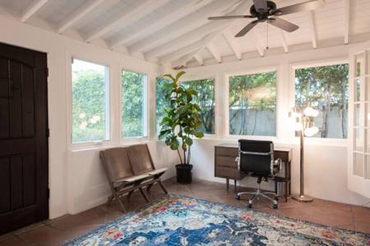 Chic WeHo 3/2 Spanish Revival with 1/1 Guest House gallery image 4