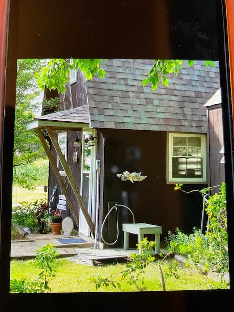 Cozy Beach Cottage