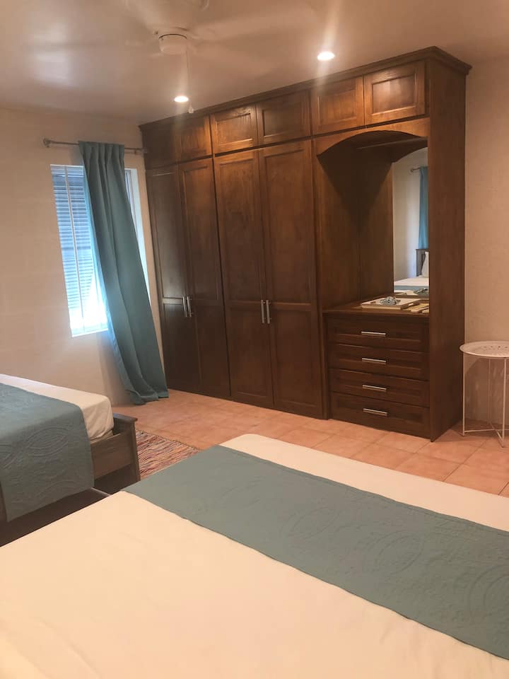 საძინებელი 1