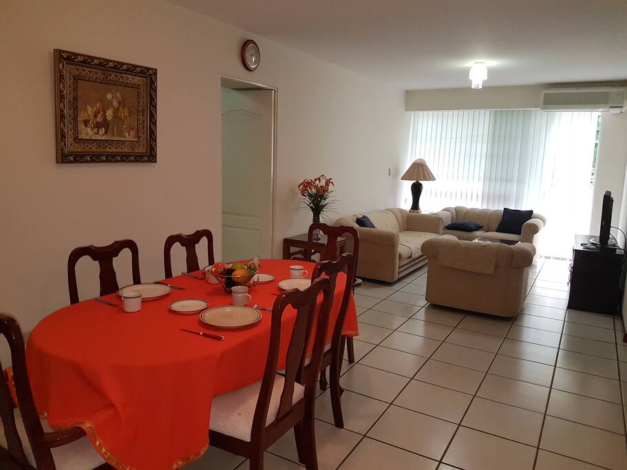 Zona Rosa. Apt 2 habitaciones, A/C, WiFi, Cable TV ...
