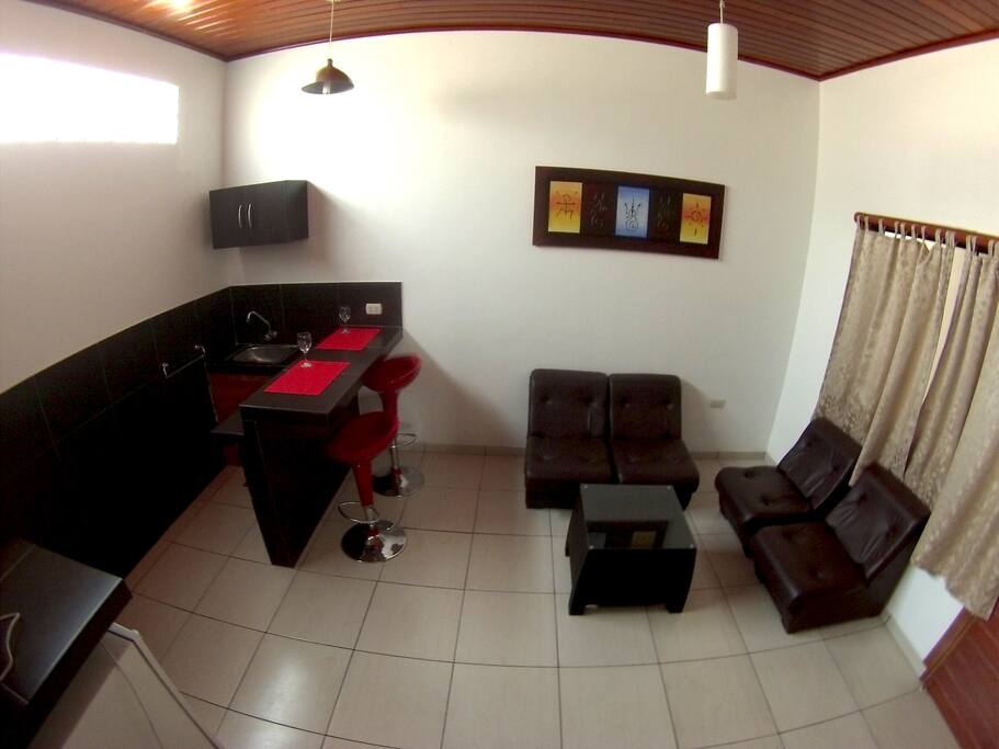 Sala, comedor y kitchener, vista Go Pro