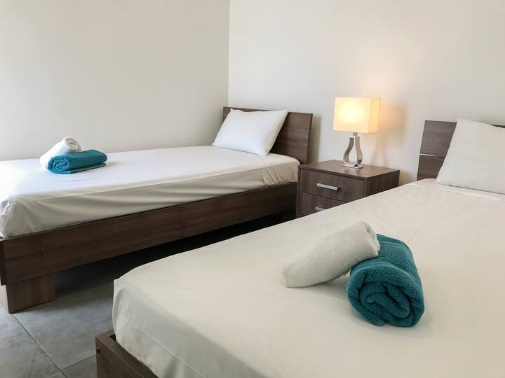 Slaapkamer (twee eenpersoonsbedden)
