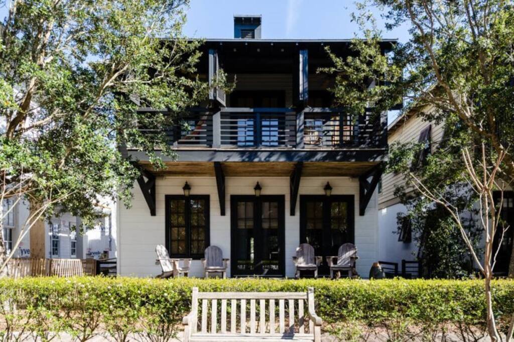 Classic Rosemary Beach style
