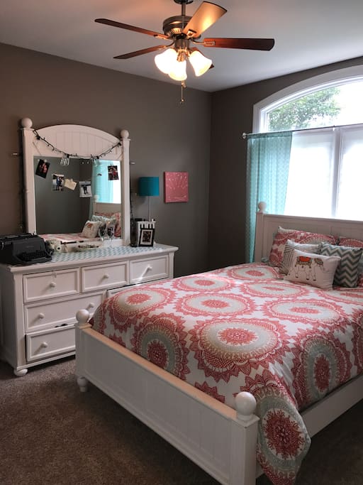 Queen bed