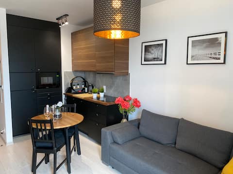 Popular Airbnb listing: Apartment Garden Gates Ul. Długie Ogrody Gdańsk in Pomorskie