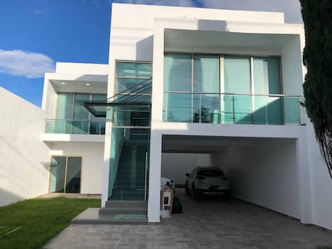 Beautiful Contemporary House in Zempoala