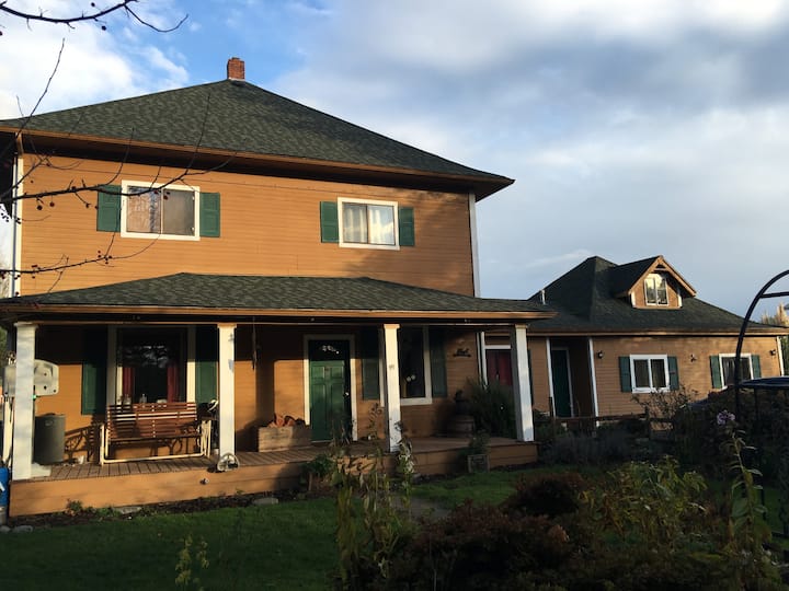 Yelm Vacation Rentals & Homes Washington, United States Airbnb