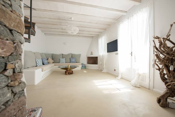 Dhomë ndenjeje e rehatshme