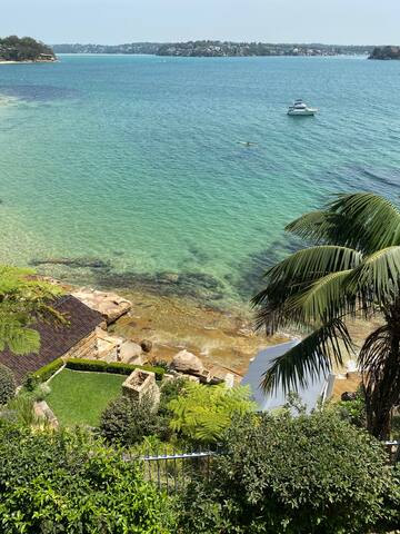 Bundeena Luxe – Huge North Facing Waterfront Home gallery image 4