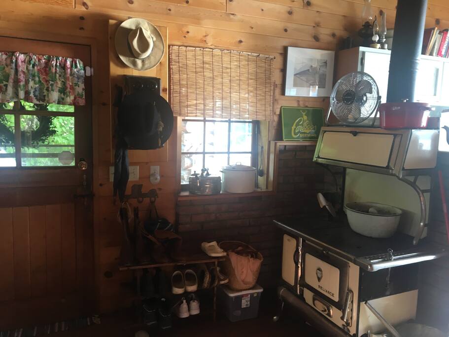 Wood cook stove