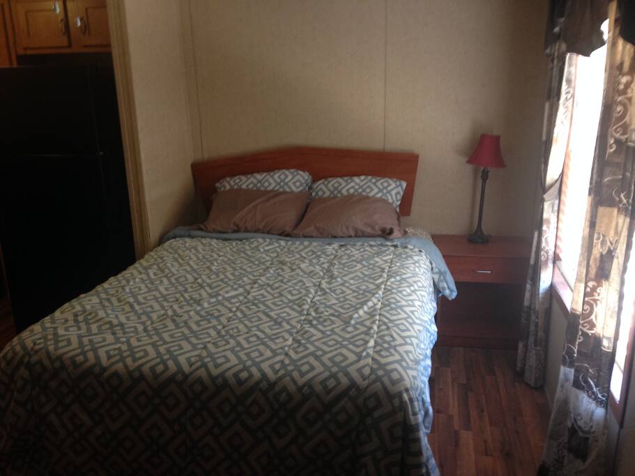 Queen Size Bed!