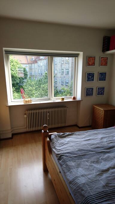 Bed room