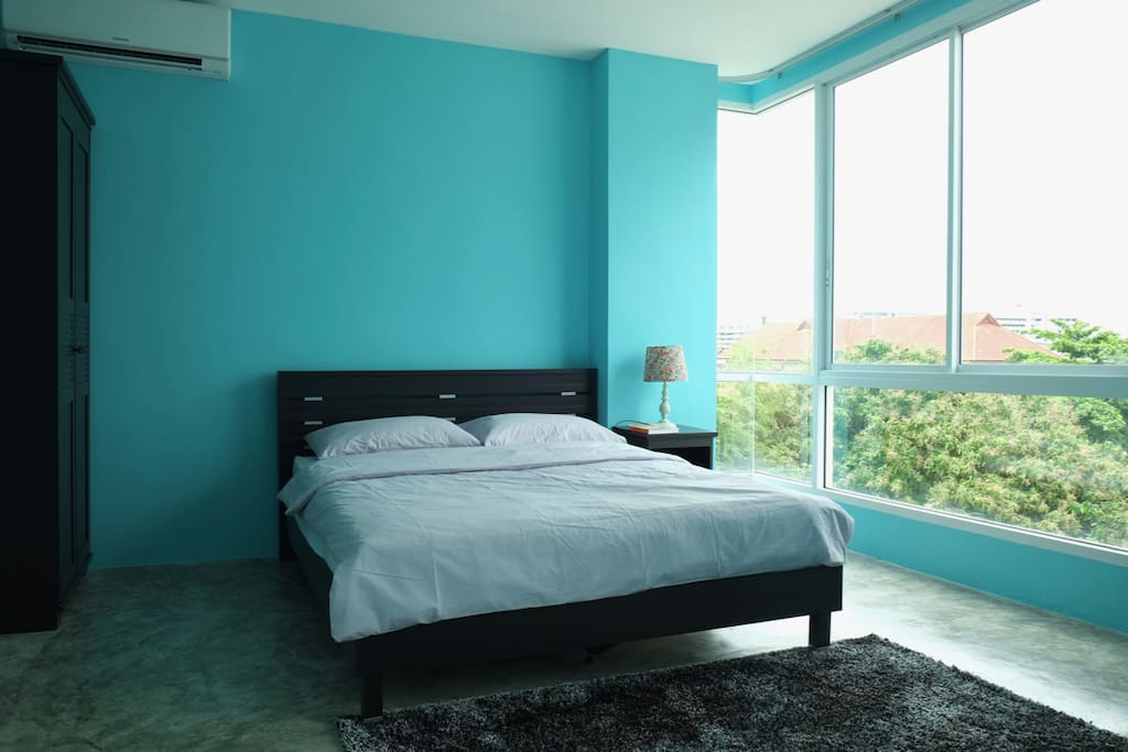 Master bed: 150x200cm