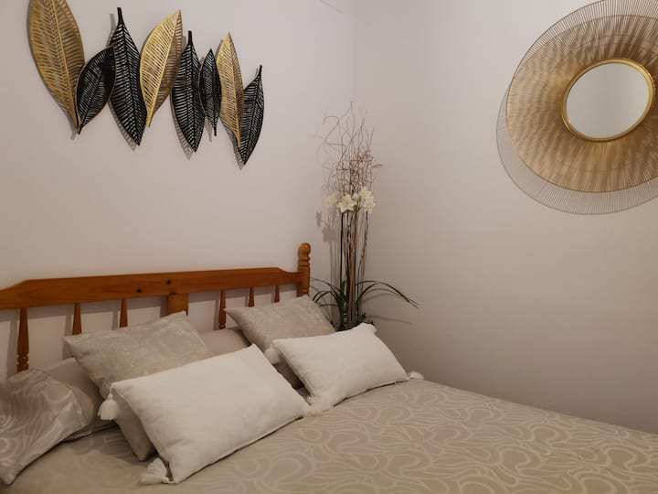 Dhomë gjumi poshtë