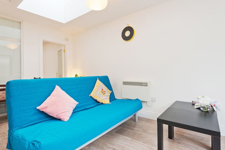 New Modern Cosy 40sqm(430sqft) Detached Flat - Dublin
