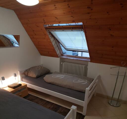 Schönes kleines Zimmer in Heidelberg nähe Bus