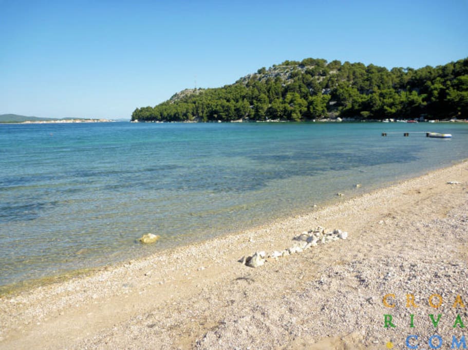 beach in Žaboric 10 minutes from home Karmela