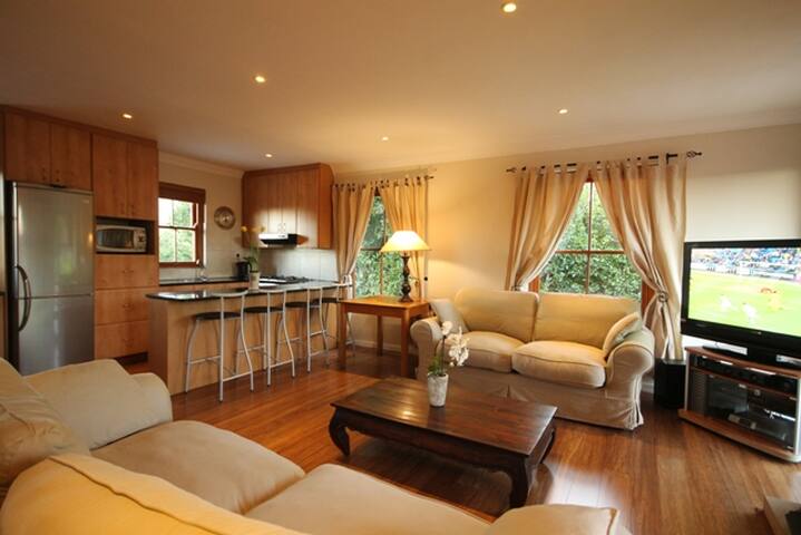 Lavender Cottage gallery image 3