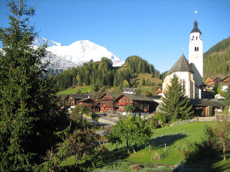 Ferienanlage im Sommer