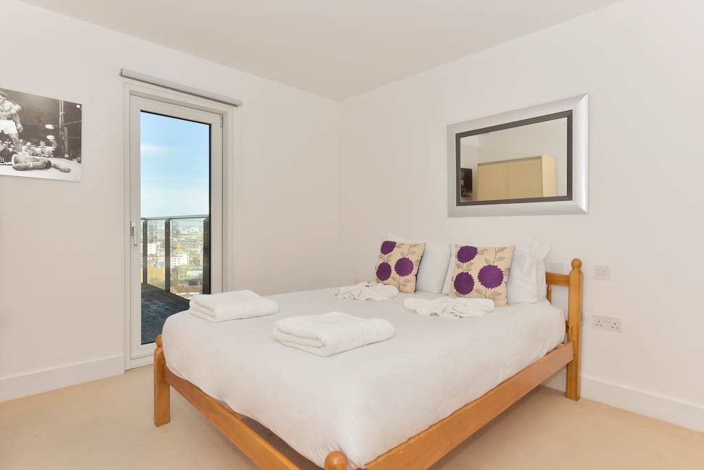 Double Bedroom with Balcony