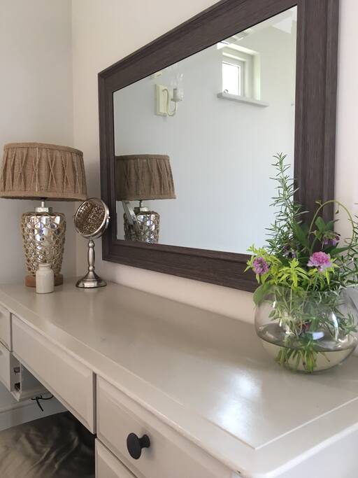 The Garden Room £110