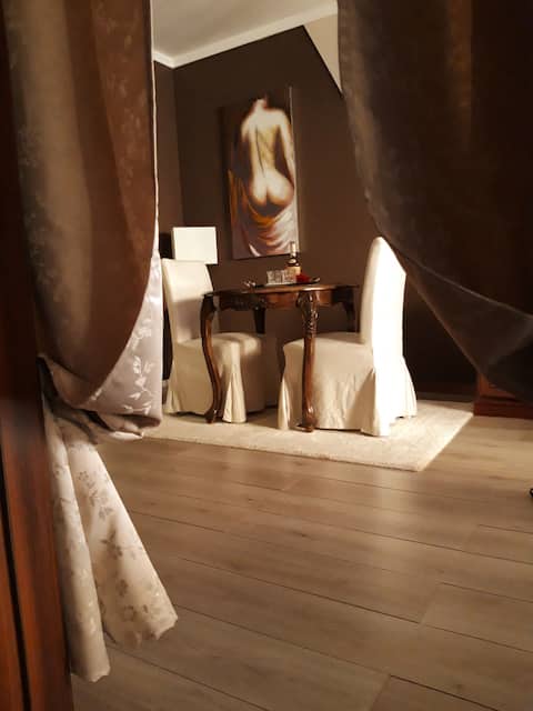 Popular Airbnb listing: Apartment for a romantic weekend in Grado ITALY in Grado