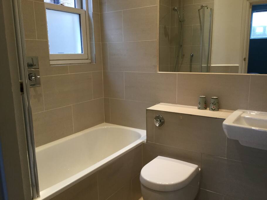 Private Bathroom shared only with Twin if occupied