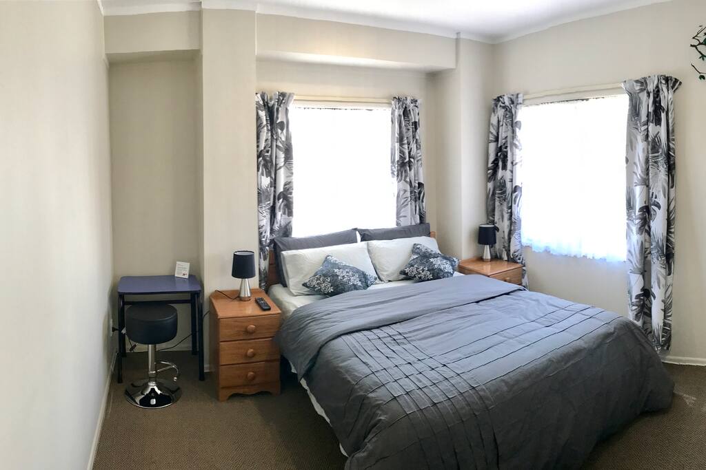 Room1