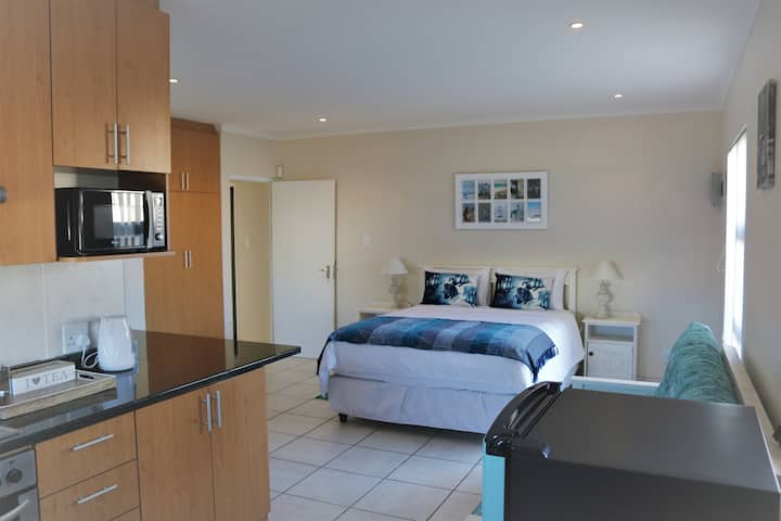 Langebaan private self catering studio appartment