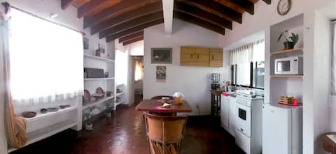 Top performing Airbnb: Tenextepanco. Cozy apartment for two. in Tepoztlán