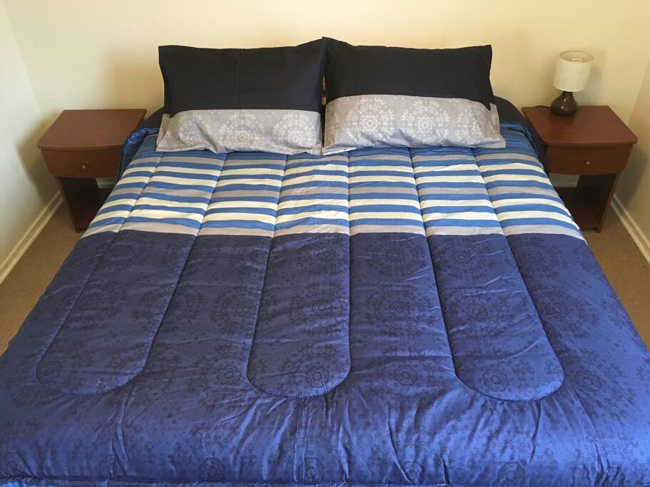 Bedroom 2 - Queen Size Bed