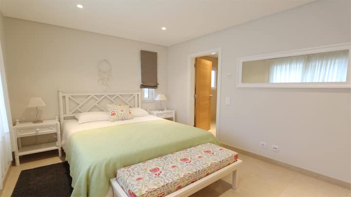 საძინებელი 4