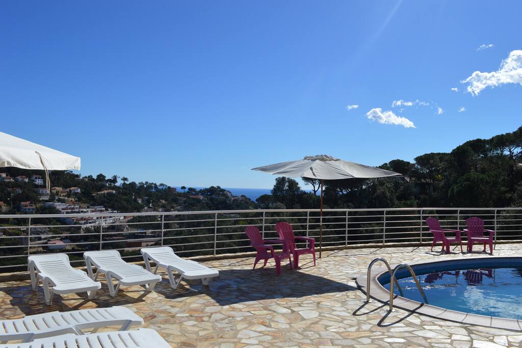 AUTRE VUE SUR MER DE LA TERRASSE