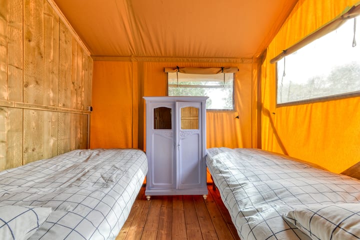 Dhomë gjumi 3