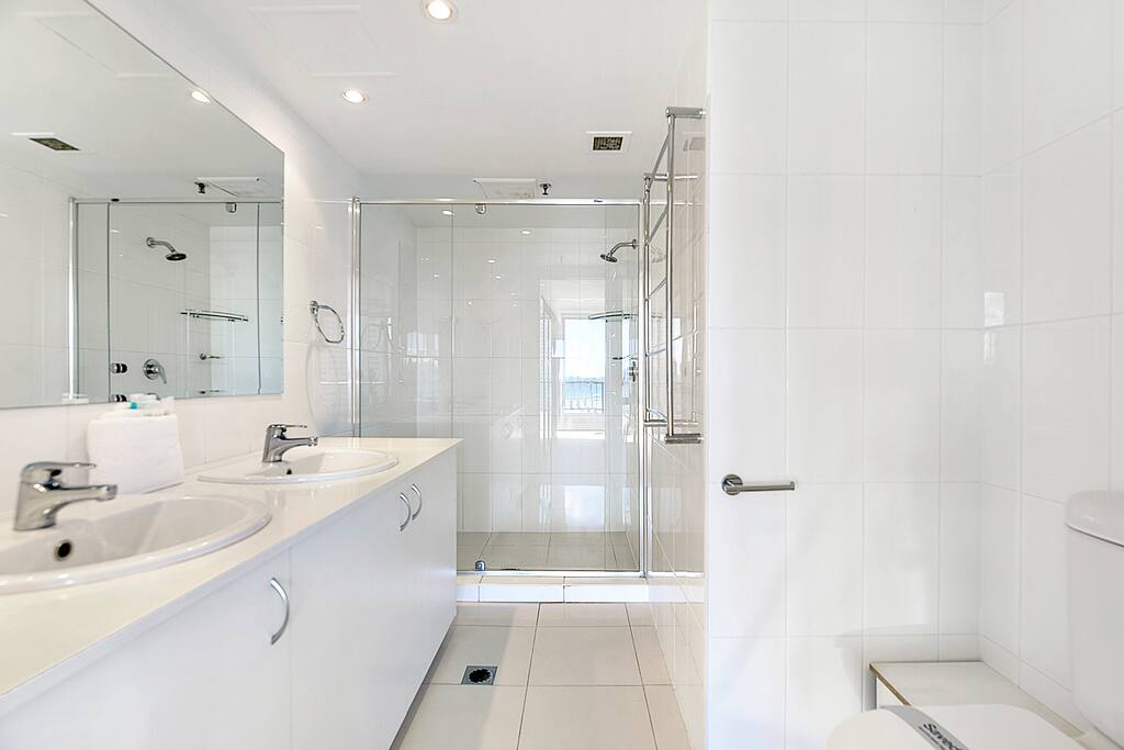 Ensuite bathroom
