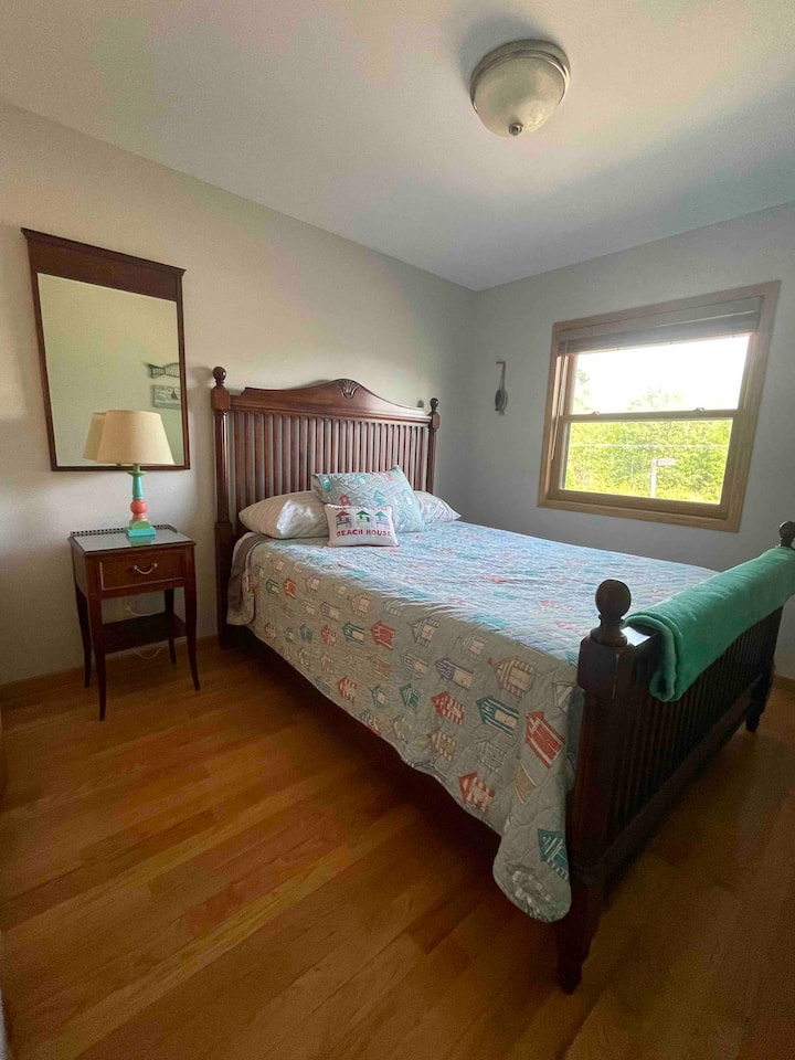 Брачен кревет (широк 150 - 179 см)