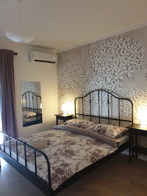 Bed @ Breakfast  