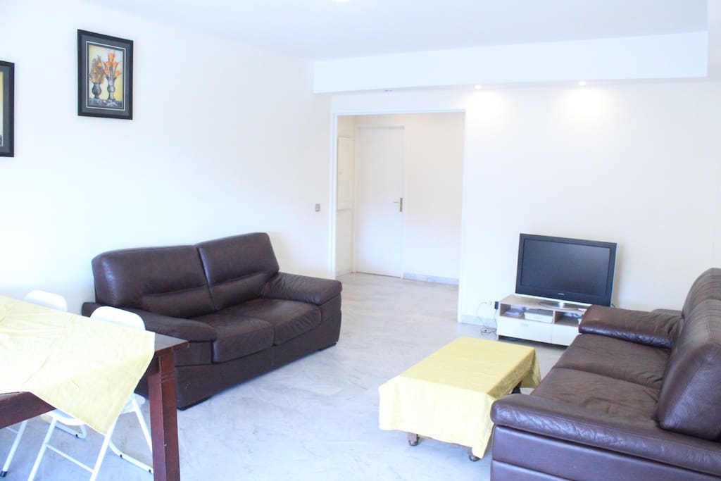 Séjour vue 2/Living room view 2