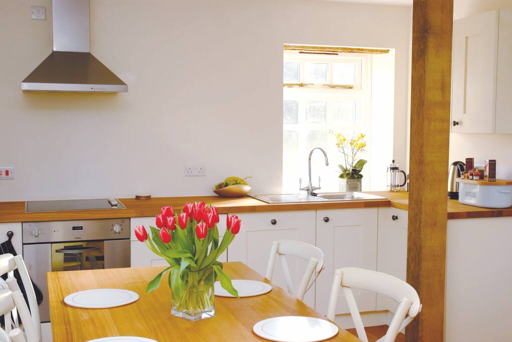 Well equipped kitchen, fast internet