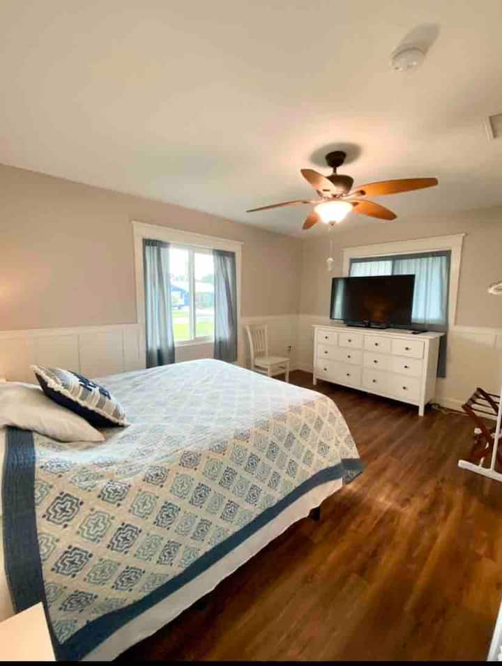 Toutes les chambres avec lit Queen Size et télévision connectée 