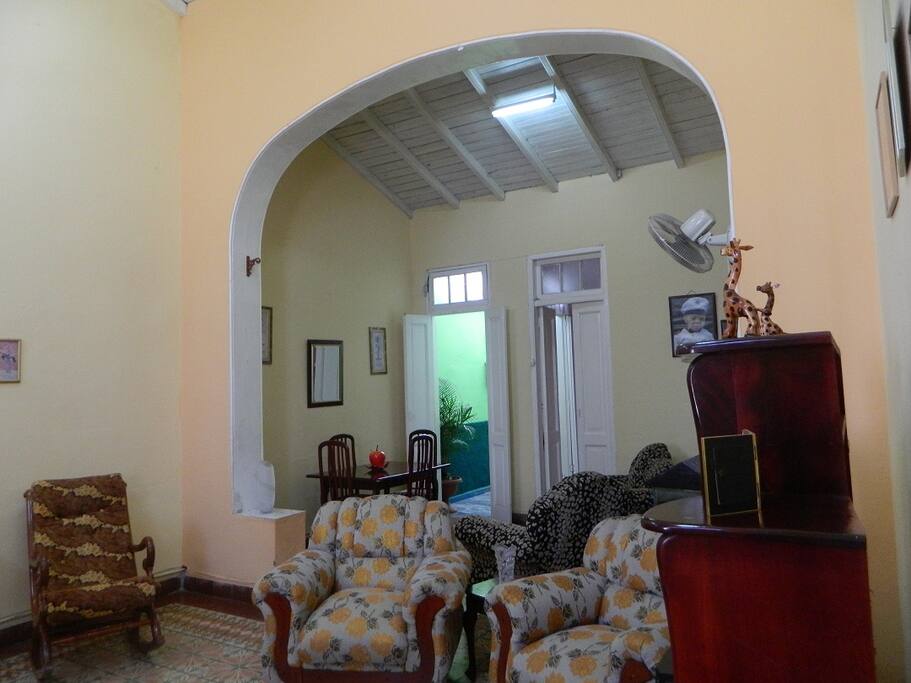 Sala de Casa Yoly: el lugar para su bienvenida
